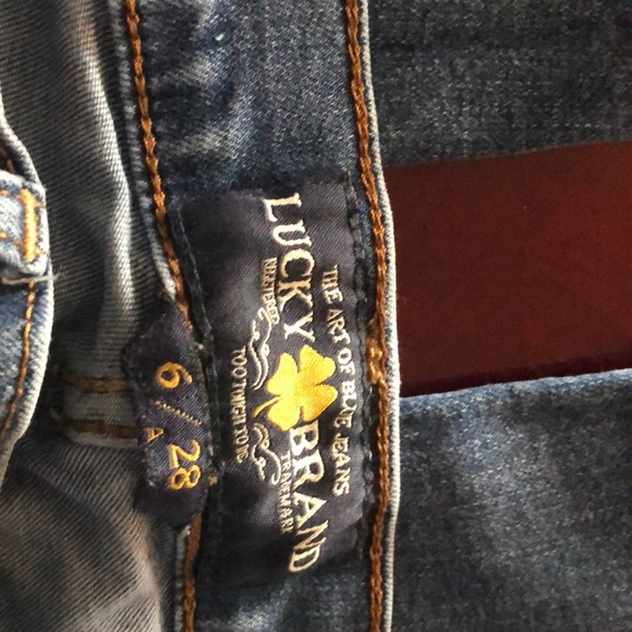 LUCkY BRAND Jeans - Picture 2 of 4